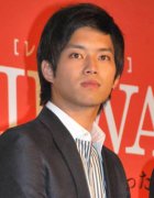 传女星优香与山口百惠次子三浦贵大热恋