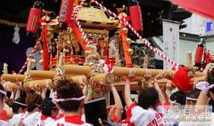 天神祭（大坂府）